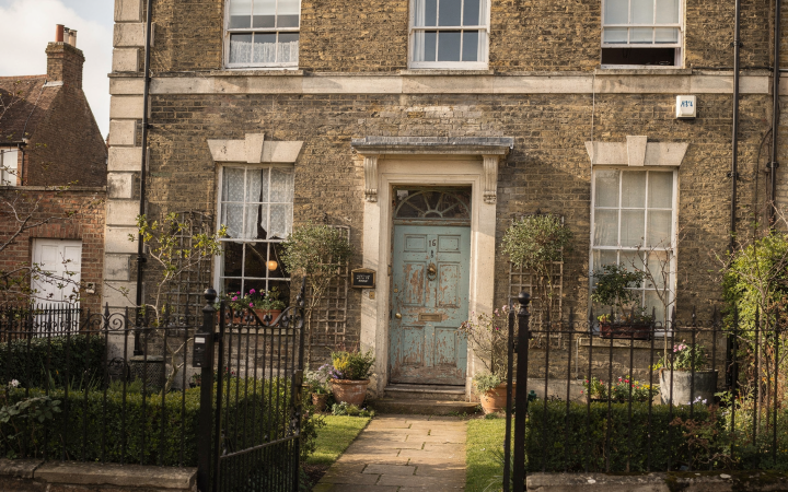 How Historic Property Listings Tell a House’s Story