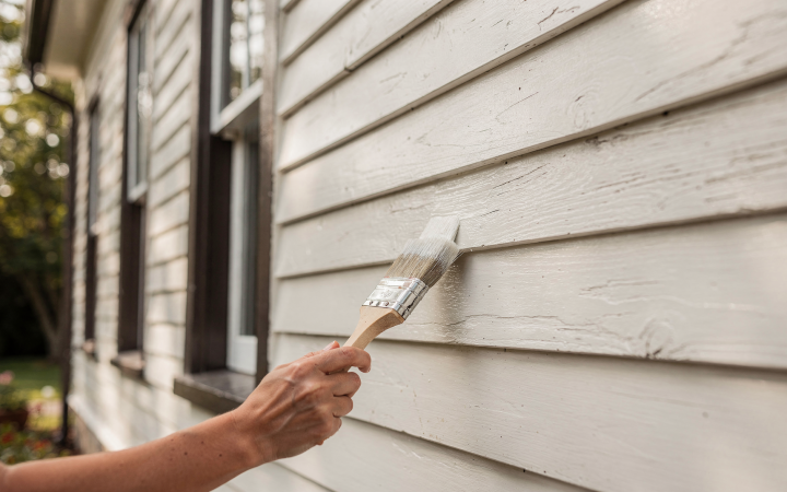 How to Maintain Wood Siding on a Historic Home